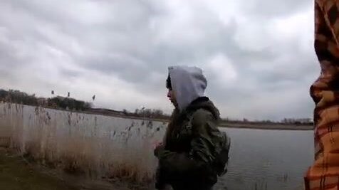 Подготовка к береговой ловле щуки в Польше при плюс шести градусах