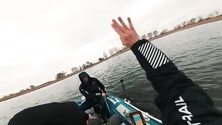 Щука длиной 92 сантиметра в подсаке на меловом карьере Канево в Польше