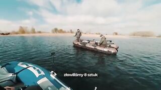 Щука длиной 92 сантиметра в подсаке на меловом карьере Канево в Польше