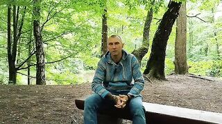 Маленький водоем в Польше со следами прошлых рыбалок