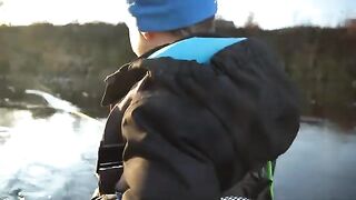 Хариус на нимфу с помощью сына на реке Сан в Польше