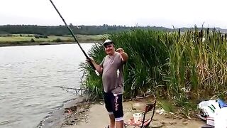 Первая рыбалка с местными друзьями в Румынии