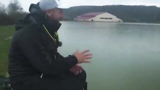 Фидерный поединок с опарышем на пруду Carp Lake в Тимише