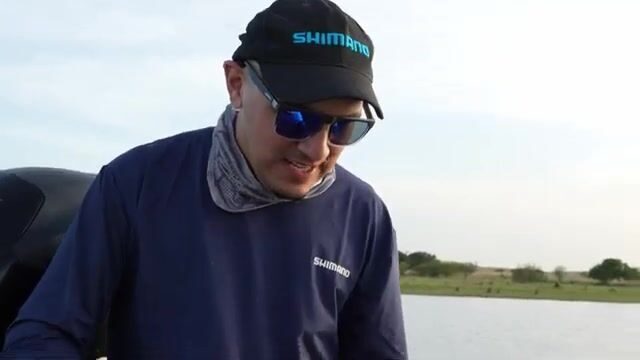 Первая дневная троллинговая тарарира около 75 см в Рио-Негро в Уругвае