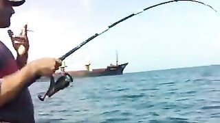 Чакви: грузинское побережье и короткая рыбалка с капитаном