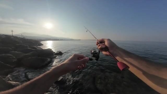Ловля на легкий джиг с берега в Трабзоне