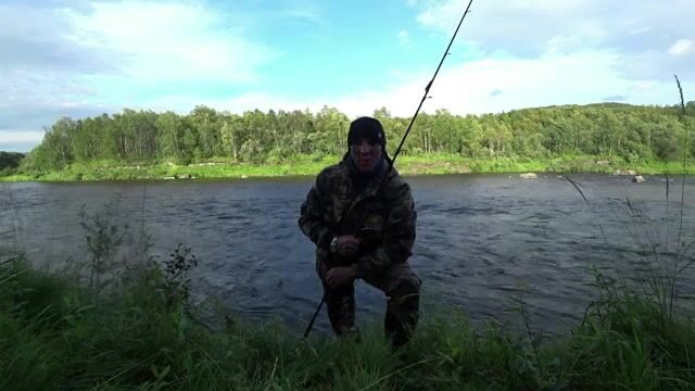 Августовская семга на Кольском после дождя и переделанной блесны