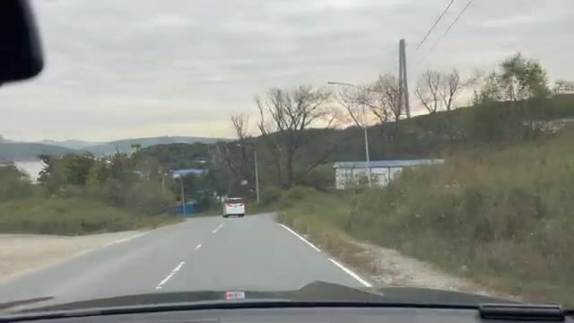 Подмостовье на Русском: камни, тросы и две лакедры
