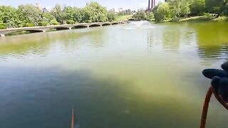 Бухарест, парк Карол: поиски магнитом и отдельный рыболовный день