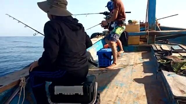Подготовка к глубоководному выходу в Куинёне в два часа ночи