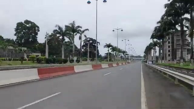 Береговая рыбалка в Экваториальной Гвинее на самоделку и желудки