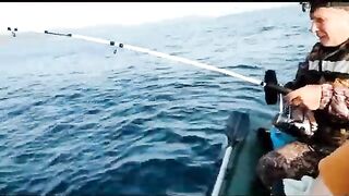Остров Русский: морская акватория и ловля камбалы с экипажем