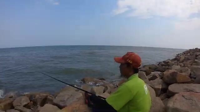 Морская ловля в Хотраме в марте с двумя рыбами