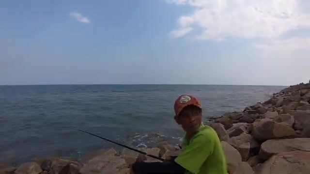Морская ловля в Хотраме в марте с двумя рыбами