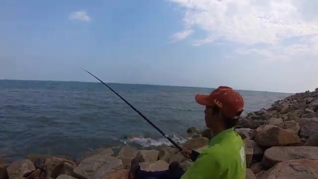 Морская ловля в Хотраме в марте с двумя рыбами