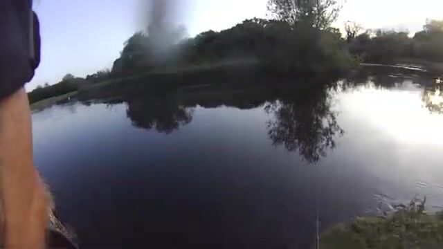 На Эйвоне вместо лосося желтая вертушка подняла щуку
