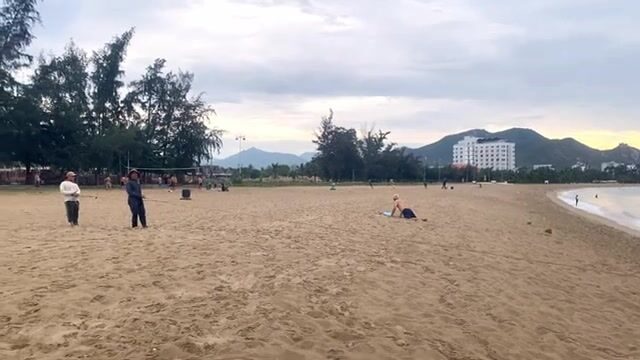 Утренний невод в Ниньчу с кальмаром и разбором мелочи