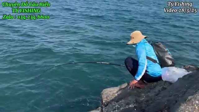 На скалах у Нёнли рвали поводки и поднимали рыбу