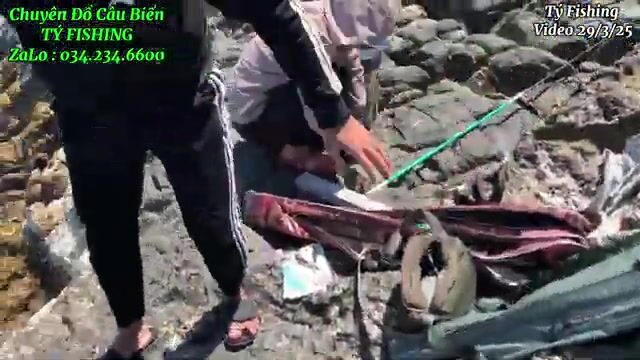 На скалах у Нёнли рвали поводки и поднимали рыбу