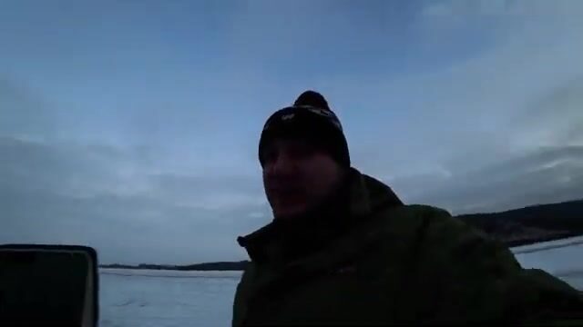 Воскресная ловля корюшки на самодурчики у Русского острова
