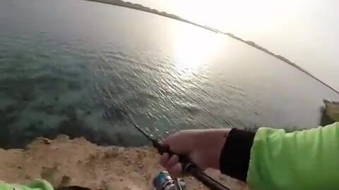 Береговая ловля в кораллах Красного моря в Судане