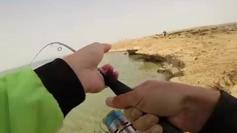 Береговая ловля в кораллах Красного моря в Судане