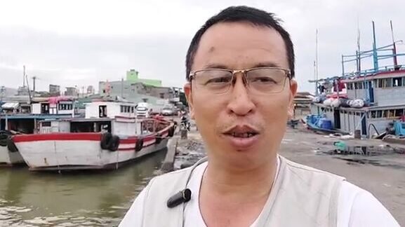 В порту Хамты в Куинёне после тайфуна Нору готовят суда к выходу