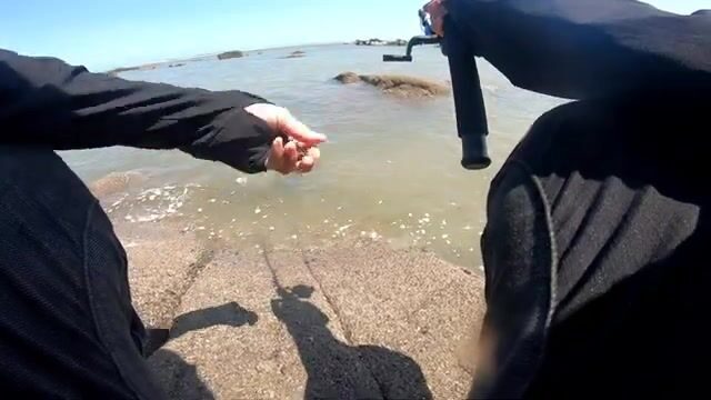 В Хотраме из-за волны ловили на груз, а поели лапшу вместо улова