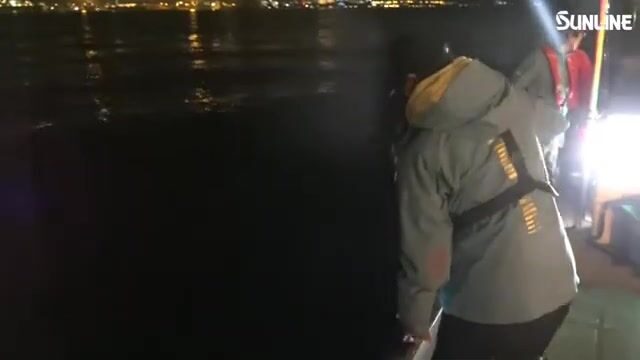 Ночной сибас с лодки в Осакском заливе
