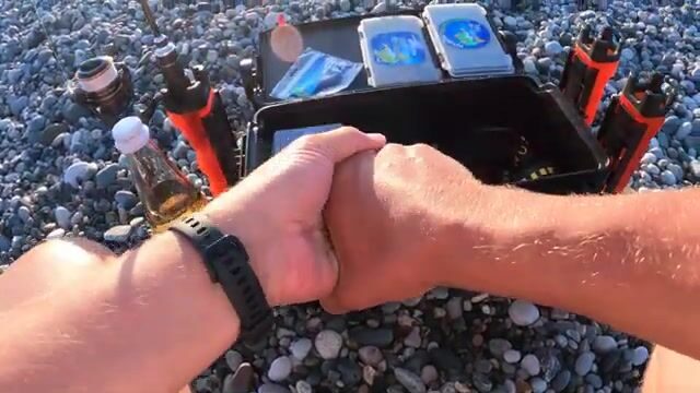 Микроджиг с берега в Алахадзах: караси откусывали силикон