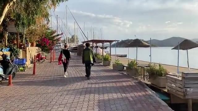 Капитан Седат пригласил нас на яхту под парусом в Турции