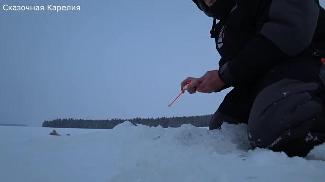 Зимняя рыбалка на Онежском озере у Ивановских островов