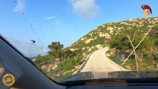 В Ниньтхуане шли через перевал и добыли морского угря на запах ставриды