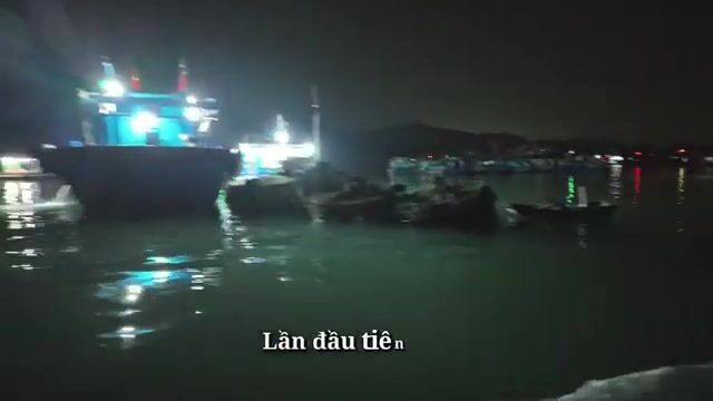Ночной выход за кальмаром у Кото и готовка прямо на лодке