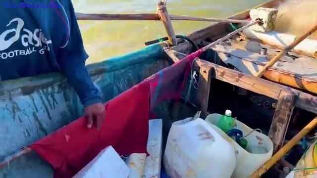 На берегу Хотрама мы рассматривали улов после гонок